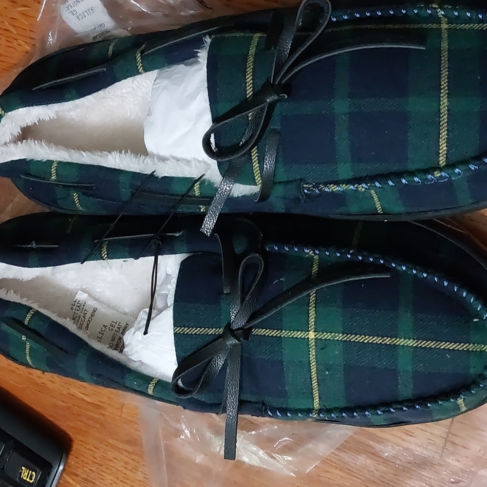 Men's House Shoes Sz 13